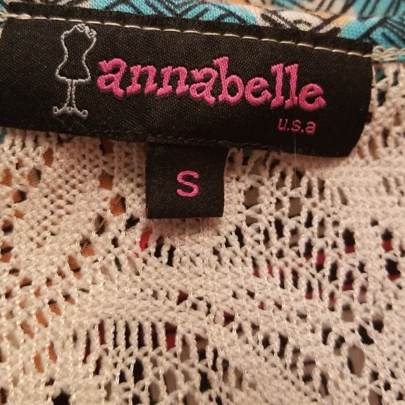 5/$20 ANNABELLE CROP TOP - Picture 3 of 4